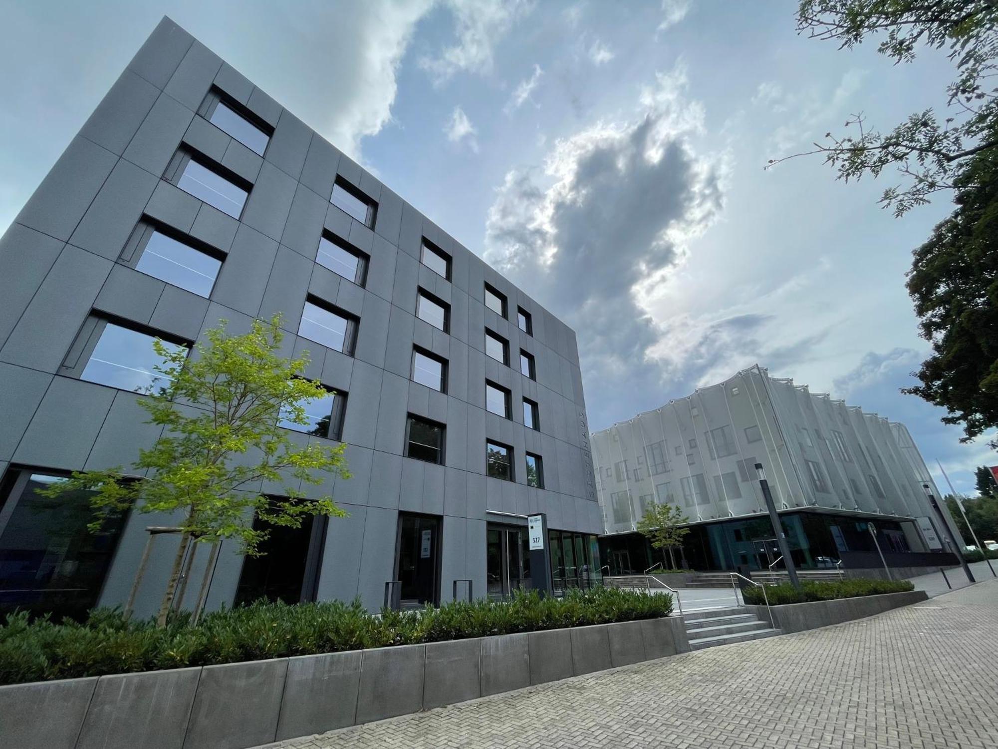 Hotel Am Campus Мьонхенгладбах Екстериор снимка